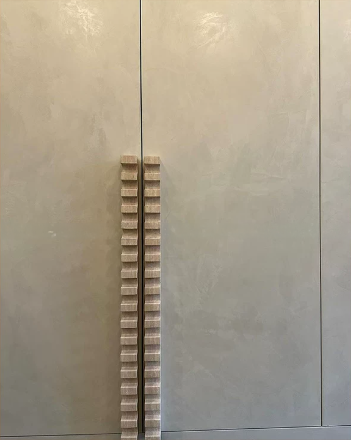 BEIGE TRAVERTINE