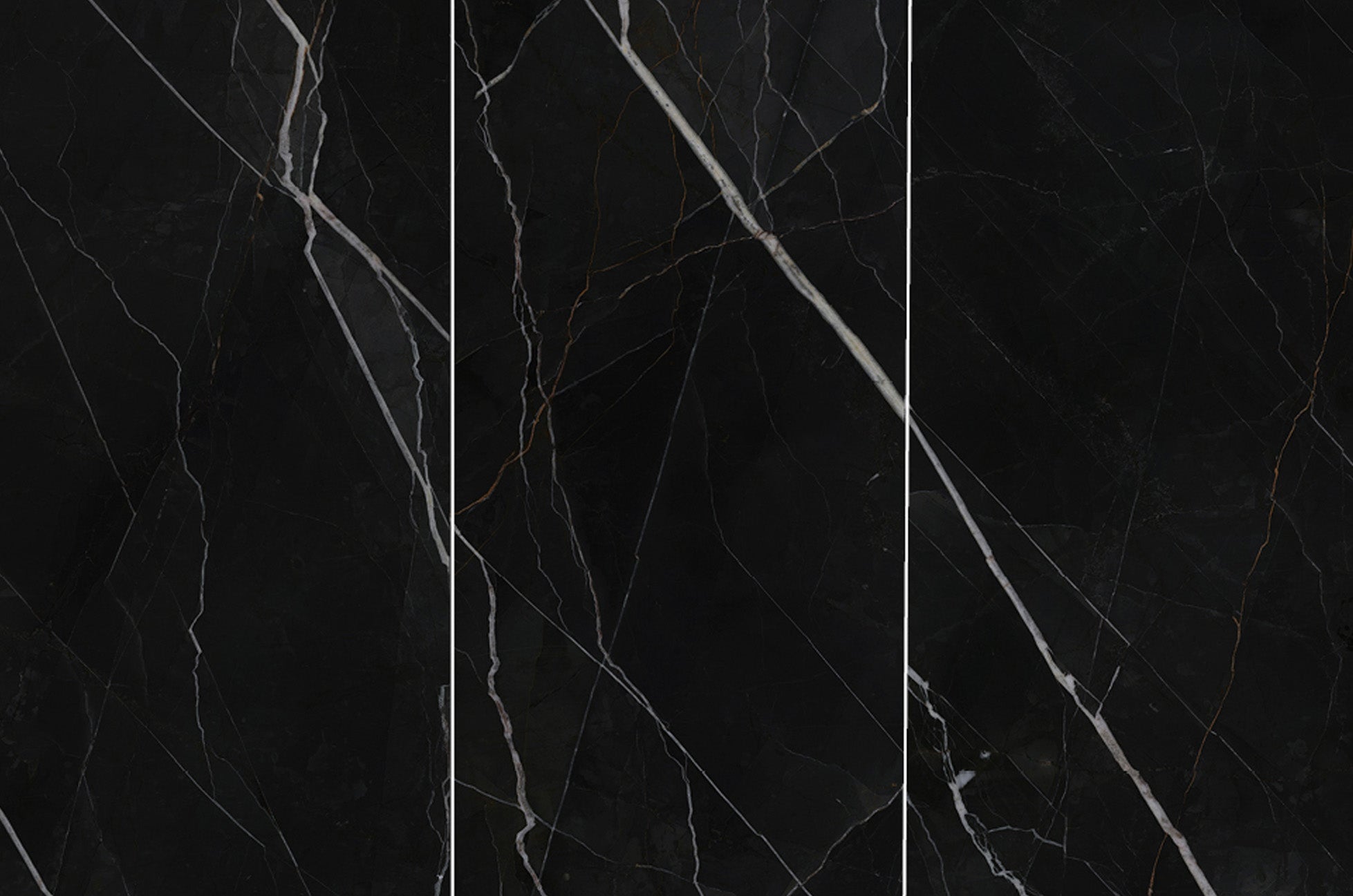 SAINT LAURENT BLACK MATTE